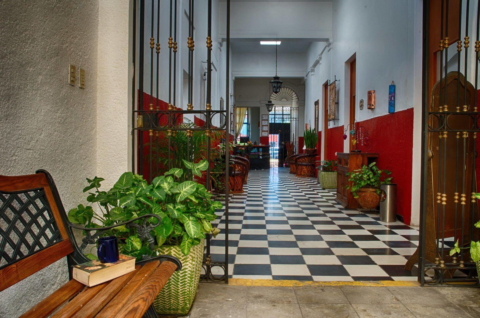 Hostal De Maria Guadalajara Esterno foto
